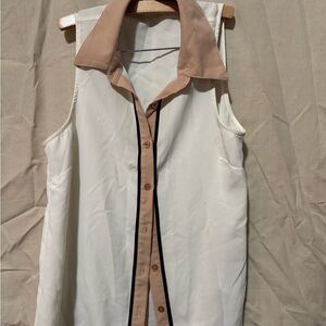 Chic Sleeveless Button Down Shirt - Cream and Tan